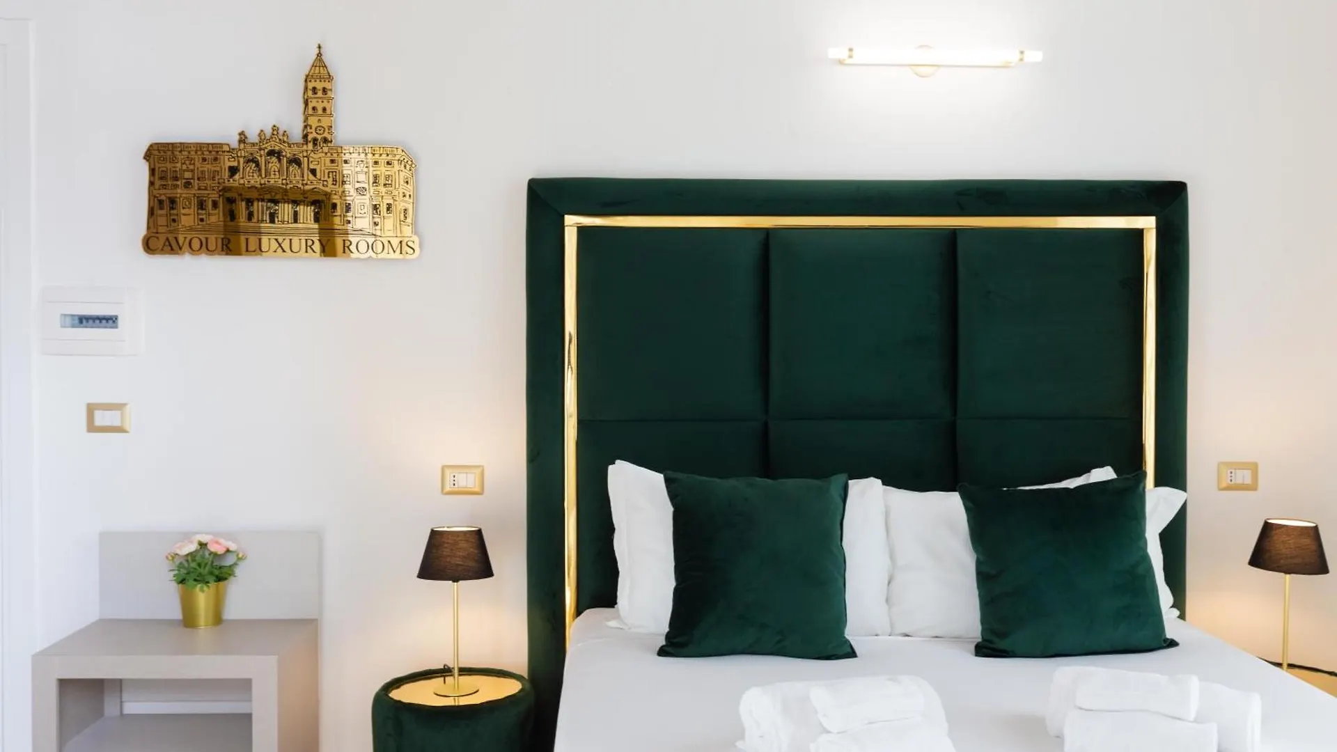 Cavour Luxury Rooms - Lr Collection Рим Италия