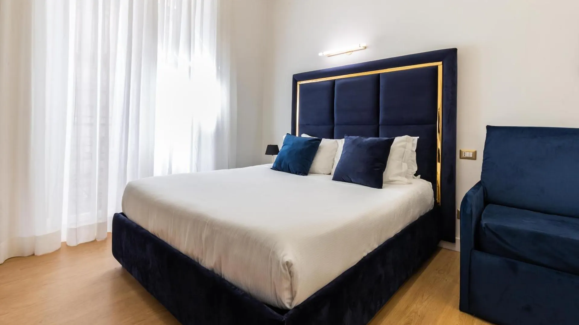 Гостевой дом Cavour Luxury Rooms - Lr Collection Рим