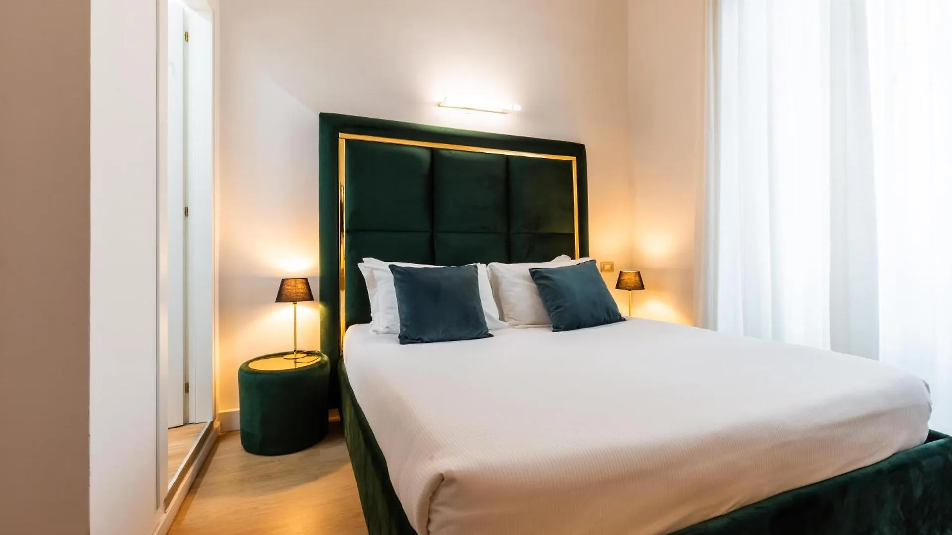 Cavour Luxury Rooms Roma 0*,