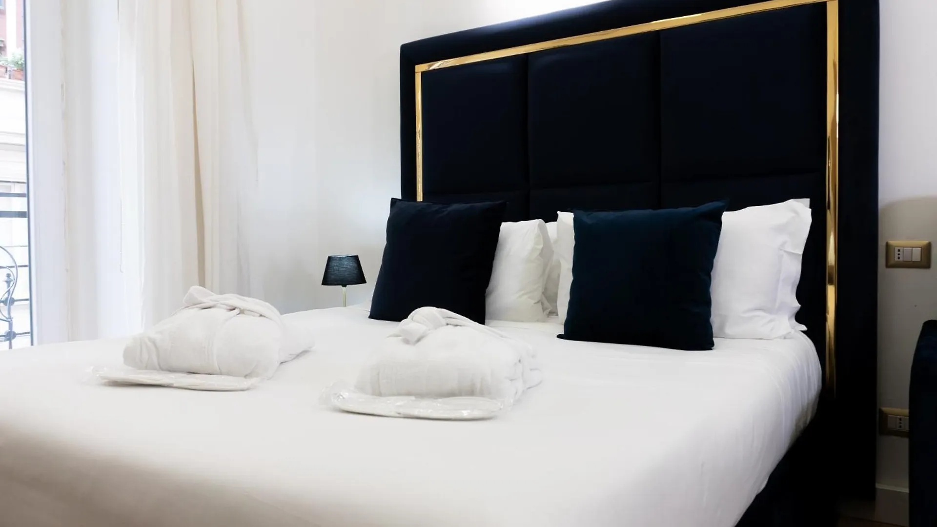 Cavour Luxury Rooms - Lr Collection Rzym